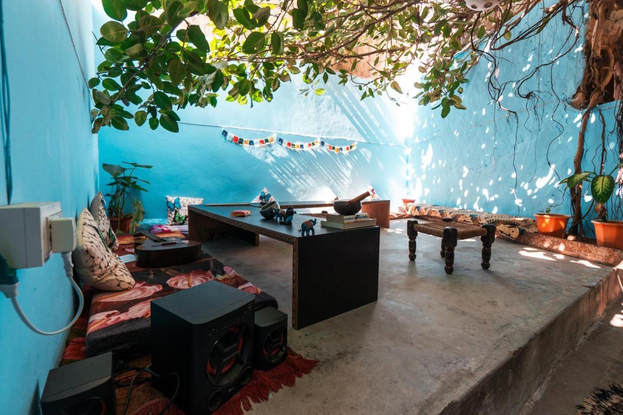 12 Monks Backpackers Community Vandrarhem Pushkar Exteriör bild