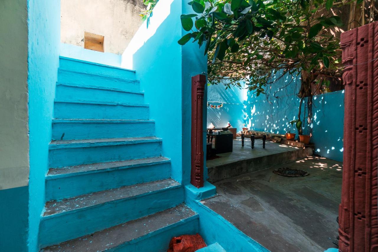 12 Monks Backpackers Community Vandrarhem Pushkar Exteriör bild